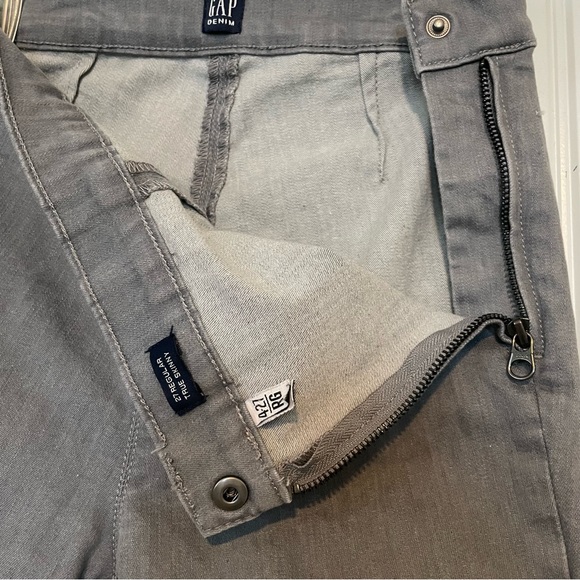 GAP True Skinny Jeans - Picture 3 of 4